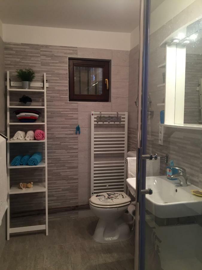 Apartman Cvenkica Omišalj Eksteriør billede